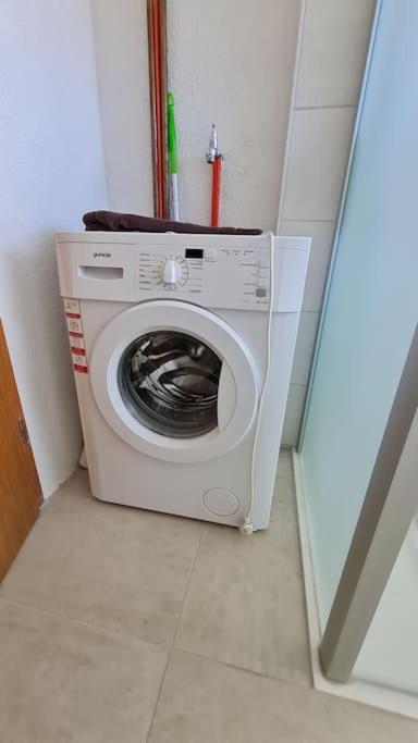 Komfortabele Ferienwohnung In Ruhiger Lage Засниц Экстерьер фото